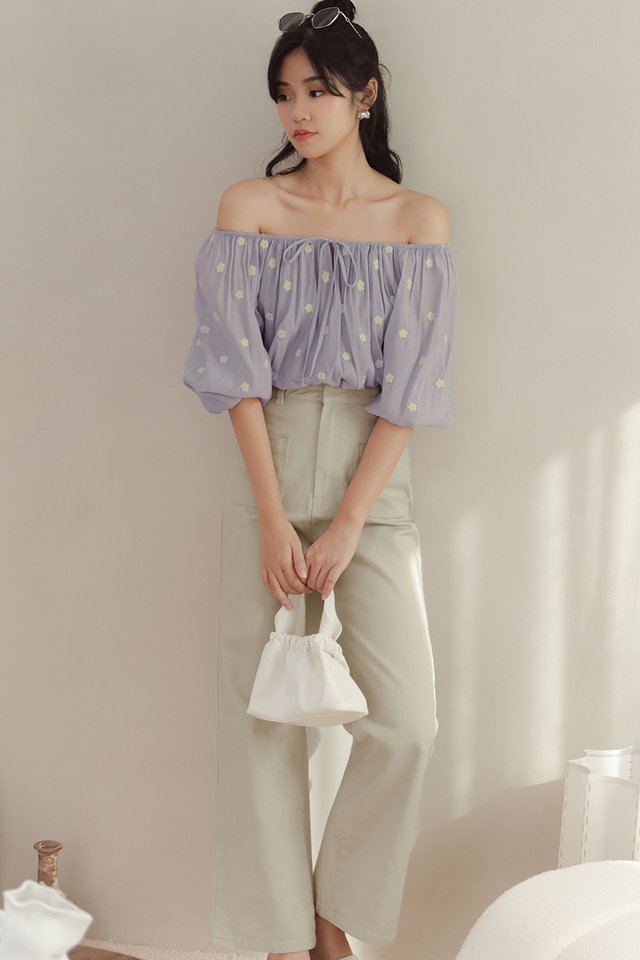LONDYN EMBROIDERY TWO-WAY TOP IN LAVENDER