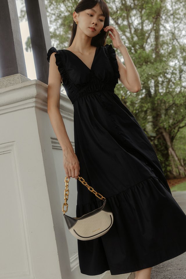 LEIA PADDED TIE-BACK MAXI IN BLACK