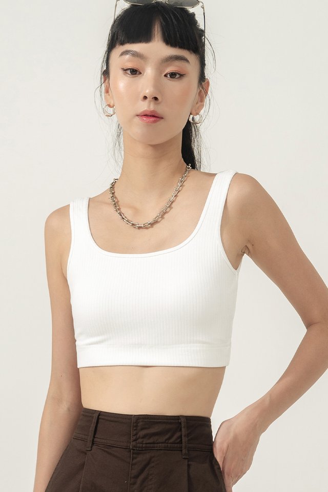 KODY PADDED CROP TOP IN WHITE