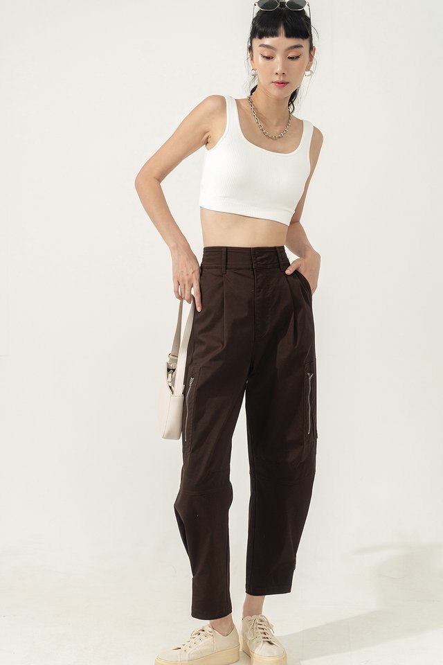 KODY PADDED CROP TOP IN WHITE