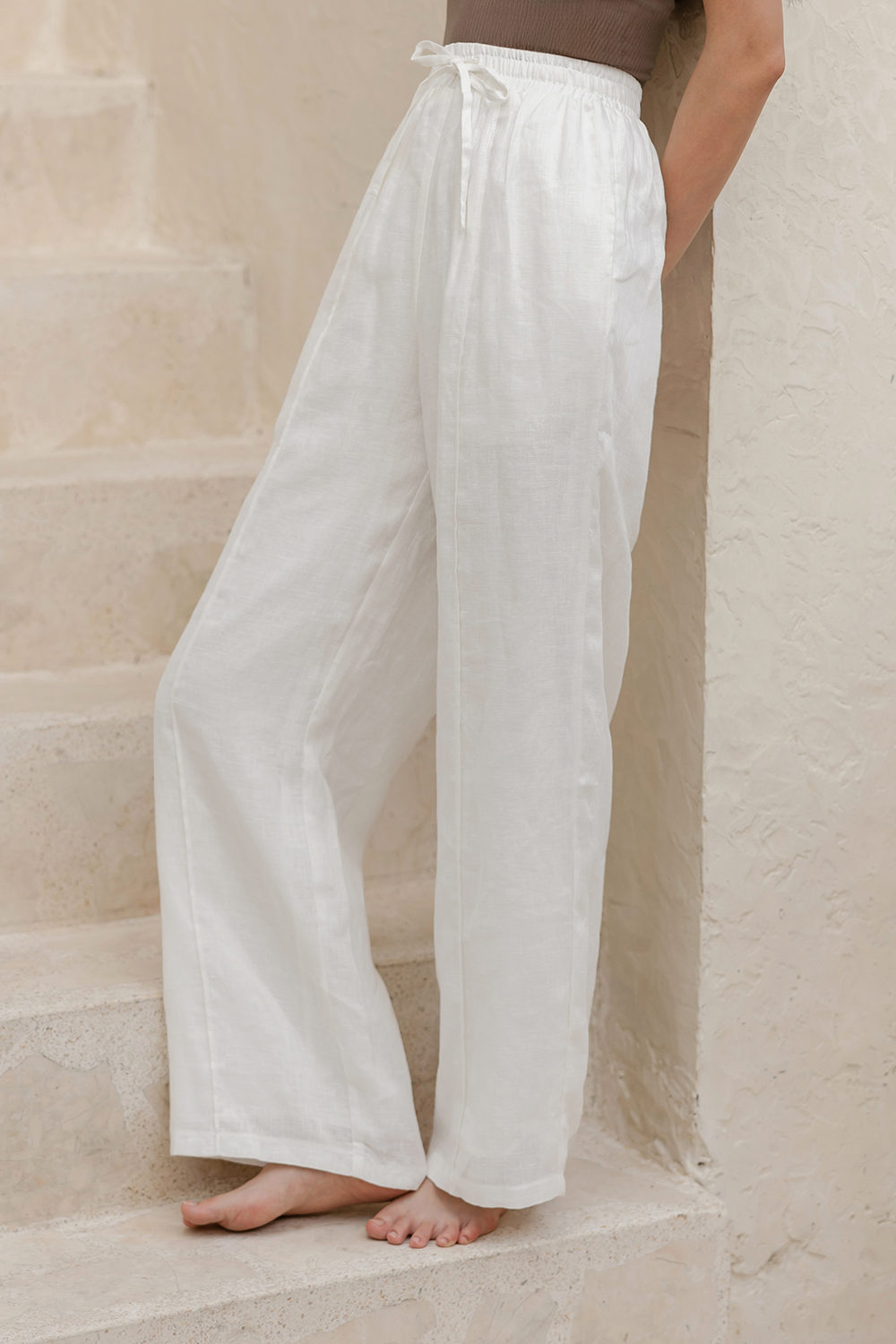 THE RETREAT LINEN PANTS IN WHITE