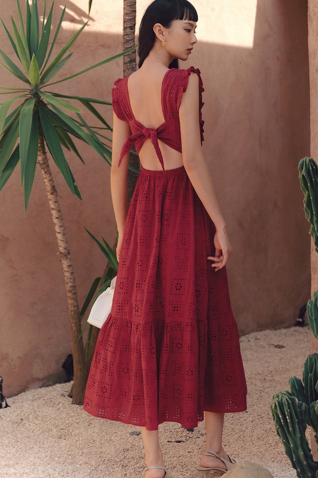 LEIA EMBROIDERY PADDED TIE-BACK MAXI IN RED