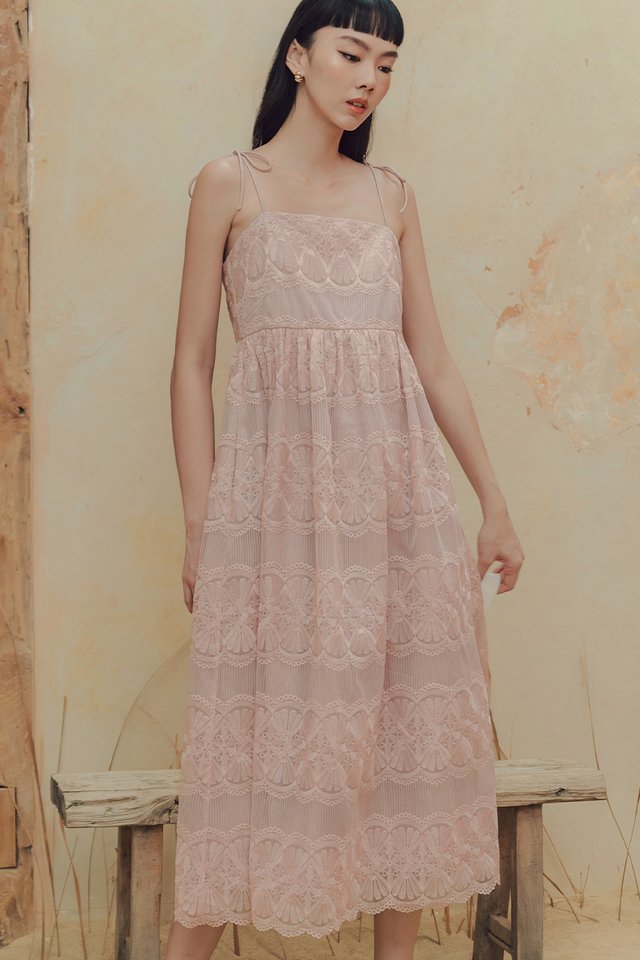 LUCIUS ORGANZA EMBROIDERY MAXI IN PINK