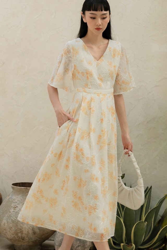 MAELLE EMBROIDERY MAXI IN MARIGOLD