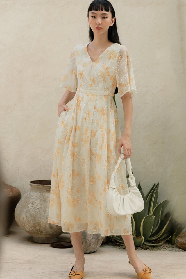 MAELLE EMBROIDERY MAXI IN MARIGOLD