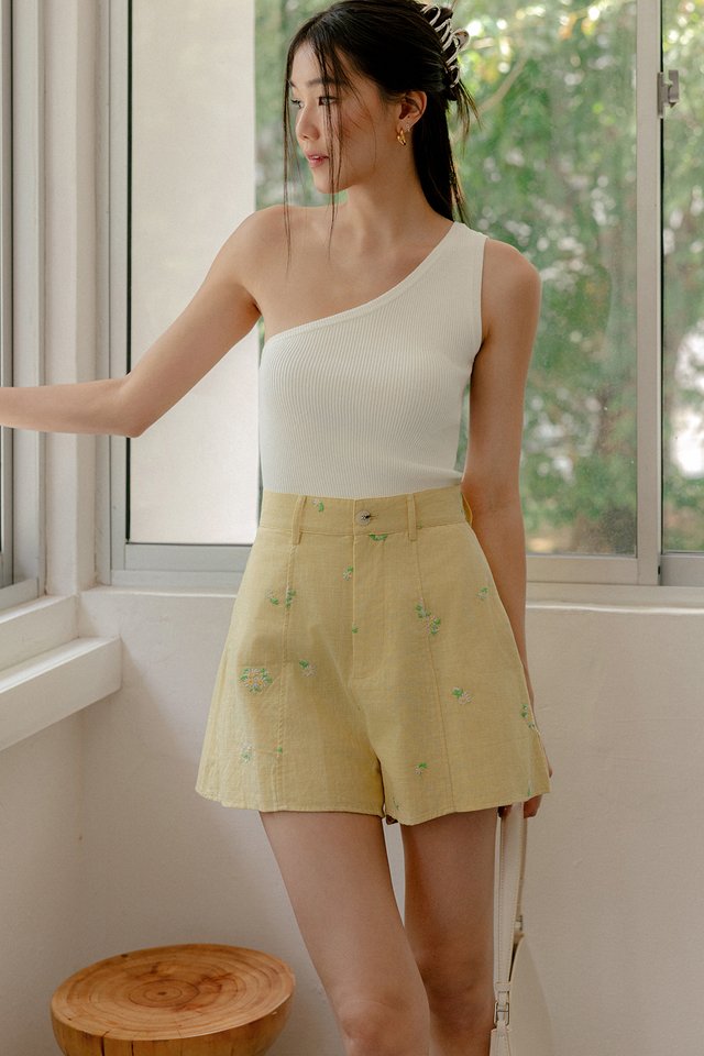MYLES EMBROIDERY SHORTS IN MELLOW YELLOW