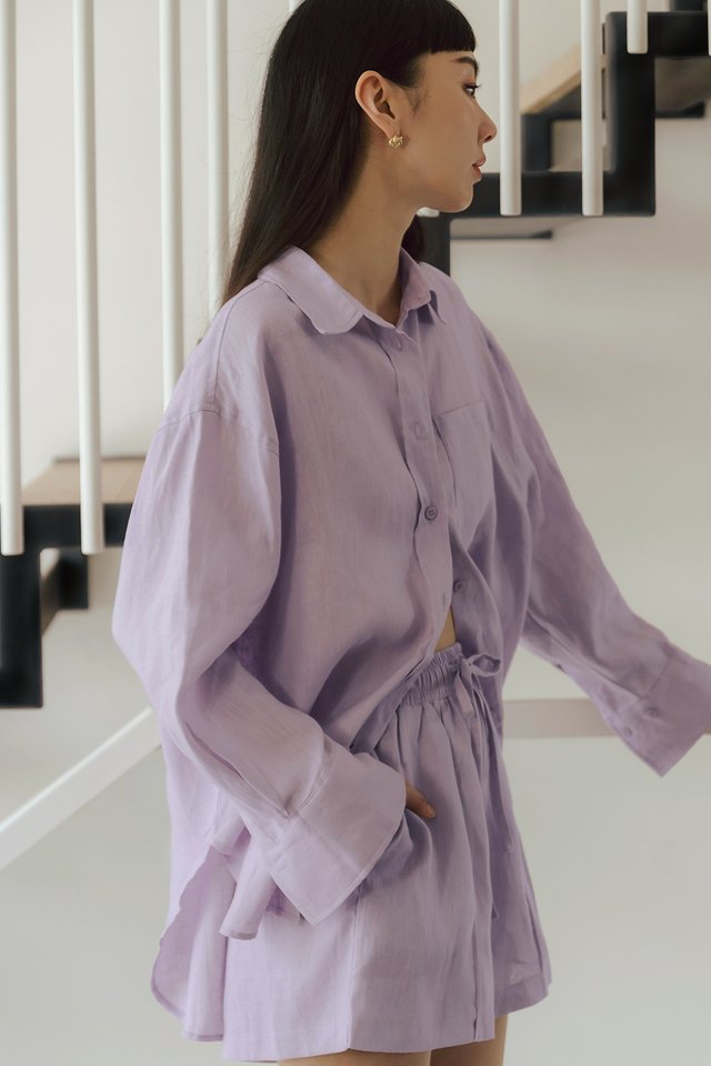 THE RETREAT LINEN RELAXED SHIRT IN LAVENDER