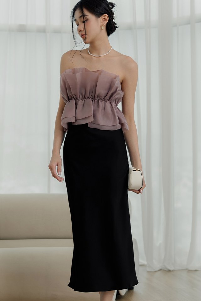 *BACKORDER* CHLOE SATIN MAXI IN BLACK