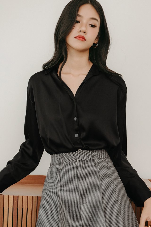 CLAUDIA SATIN TOP IN BLACK