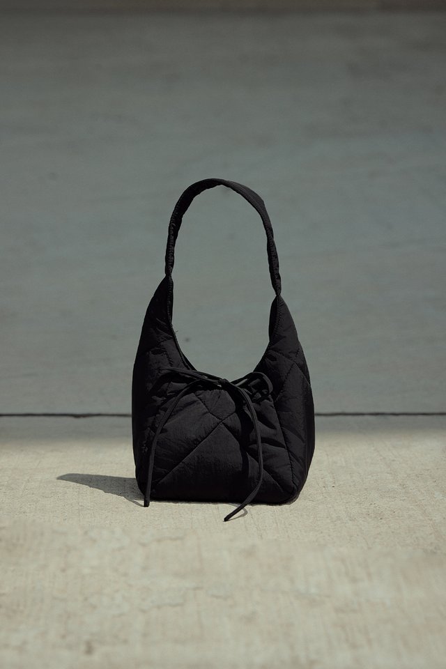 KENDALL MICRO PUFFER BAG IN BLACK