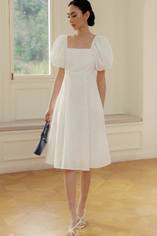 KIMBER EMBROIDERY MIDI IN WHITE