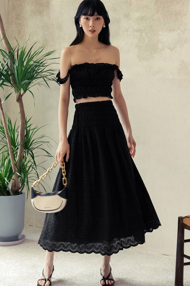 ARIELLA EMBROIDERY MAXI IN BLACK