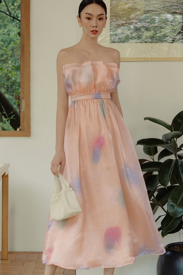 KYRO OMBRE ORGANZA MAXI IN PEACH PINK