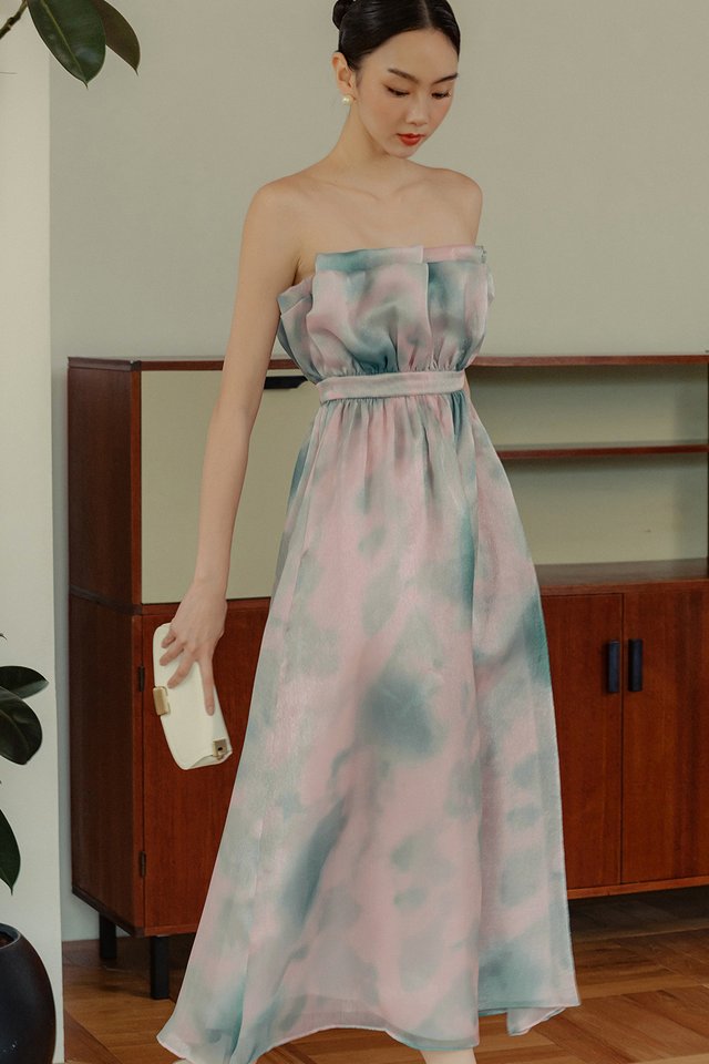 KYRO OMBRE ORGANZA MAXI IN TEAL PINK