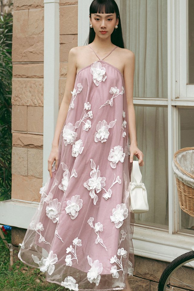 LEA APPLIQUÉ TIE MAXI IN BLUSH