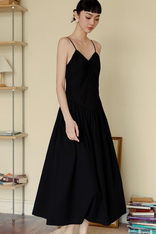 TAYLOR RUCHED MAXI IN BLACK