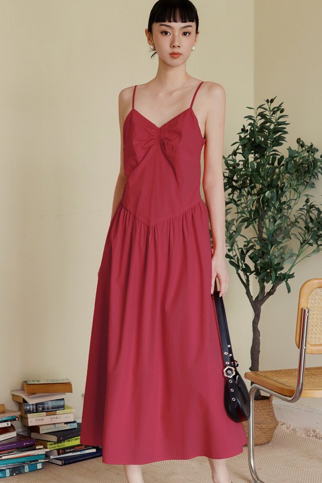 TAYLOR RUCHED MAXI IN RED