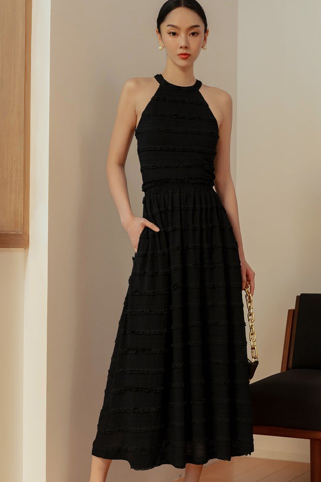 ZELIE RUFFLE MAXI IN BLACK