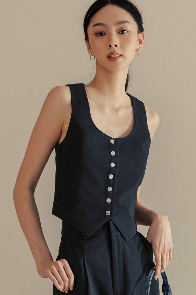 KITA WAISTCOAT TOP IN DARK NAVY