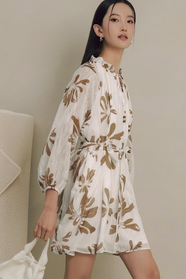 MALONE DRESS IN MOCHA