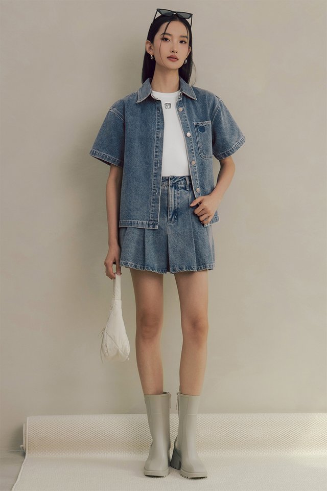 MONDI DENIM OVERSHIRT IN MID WASH