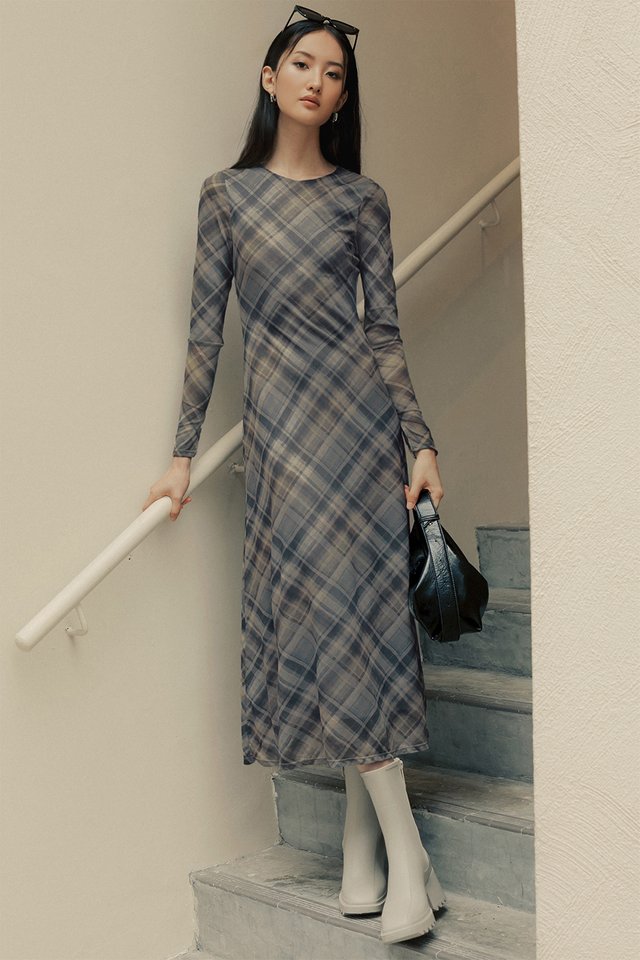 SCOTTIE PLAID TULLE MAXI IN BLUE