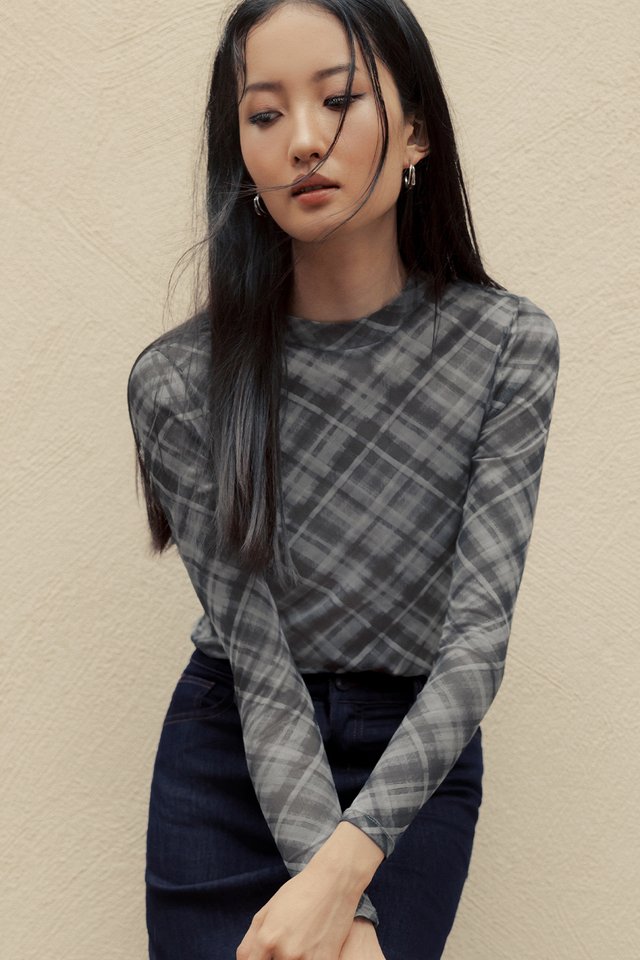 SCOTTIE PLAID TULLE TOP IN GRAPHITE