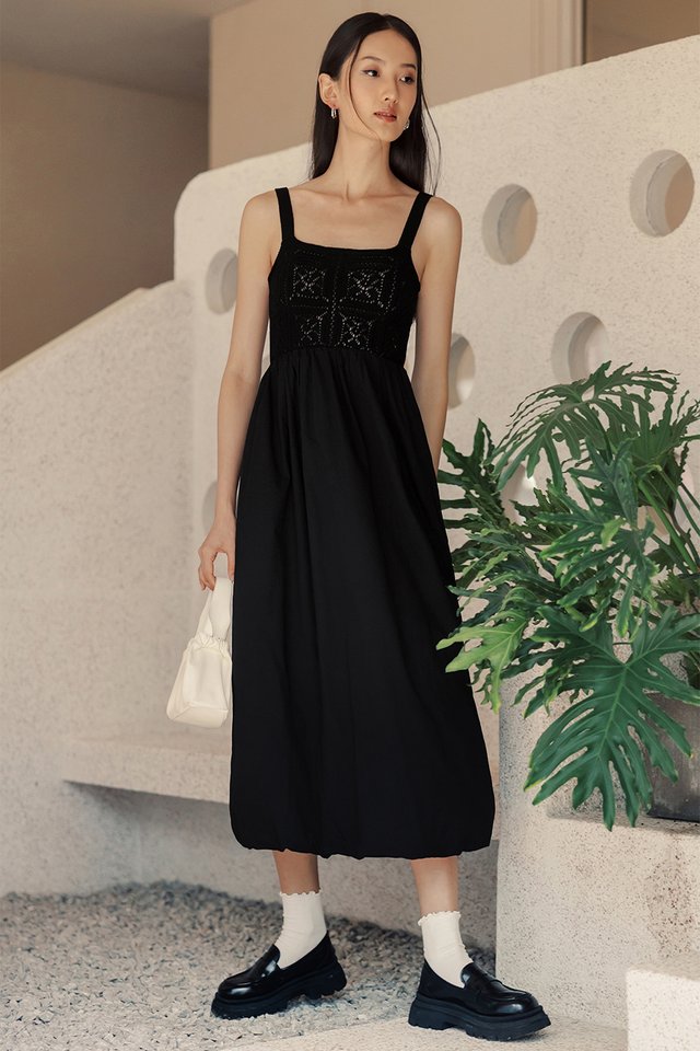 SICILY KNIT BUBBLE MAXI IN BLACK