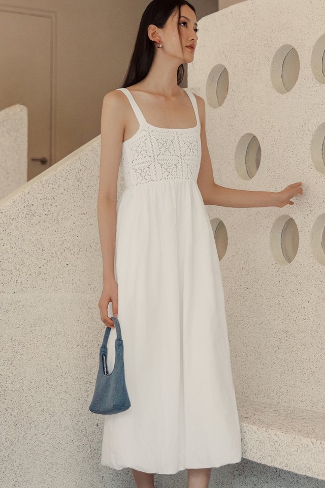 SICILY KNIT BUBBLE MAXI IN WHITE