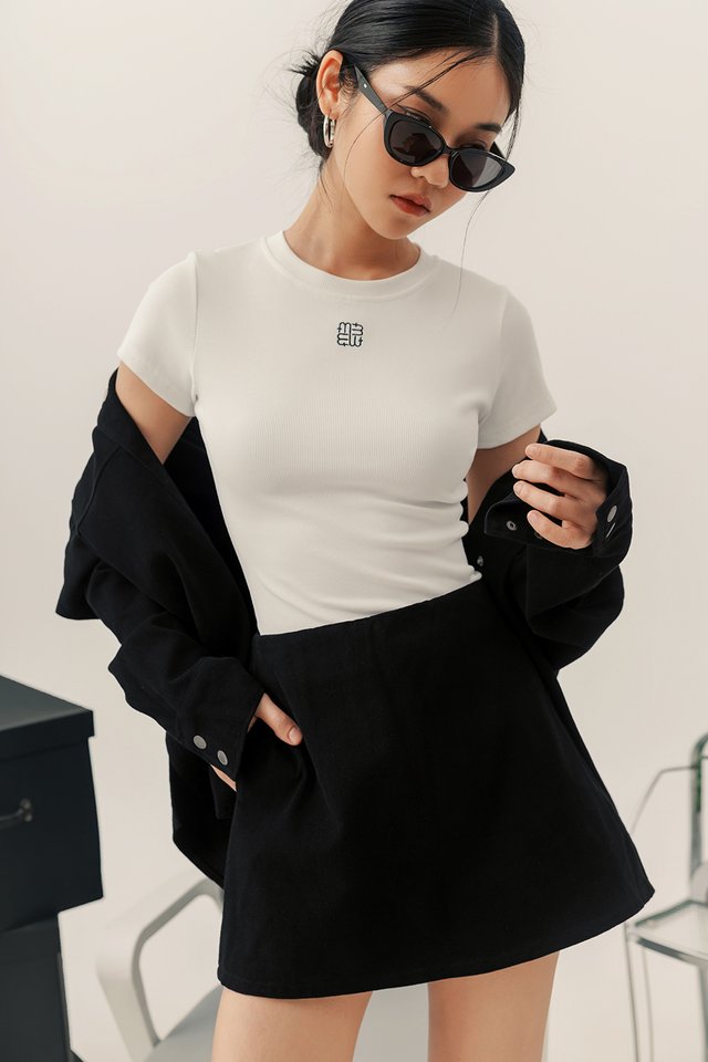 KYO SKORTS IN BLACK