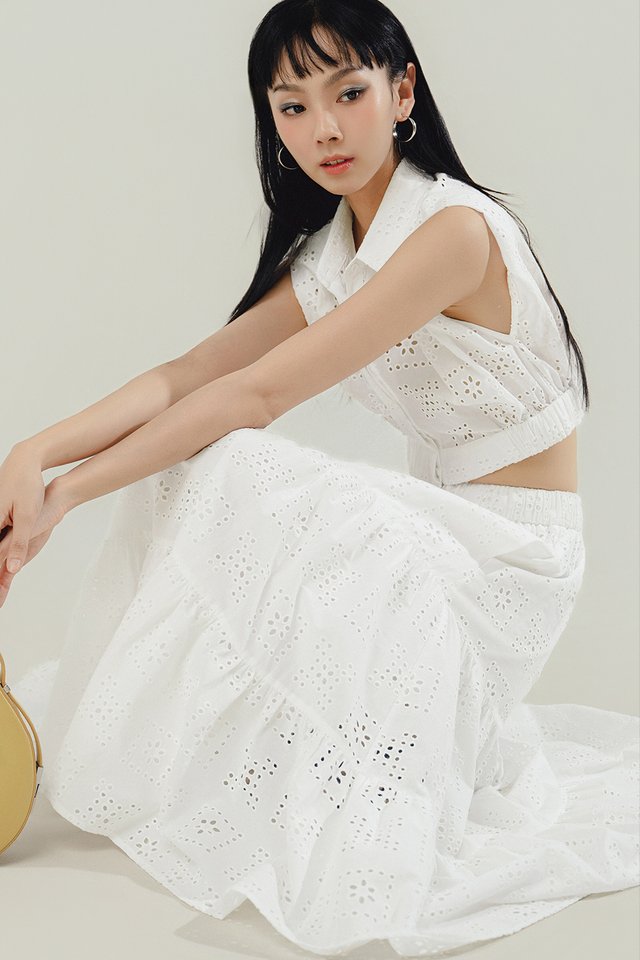 LEIA EMBROIDERY TIERED MAXI SKIRT IN WHITE