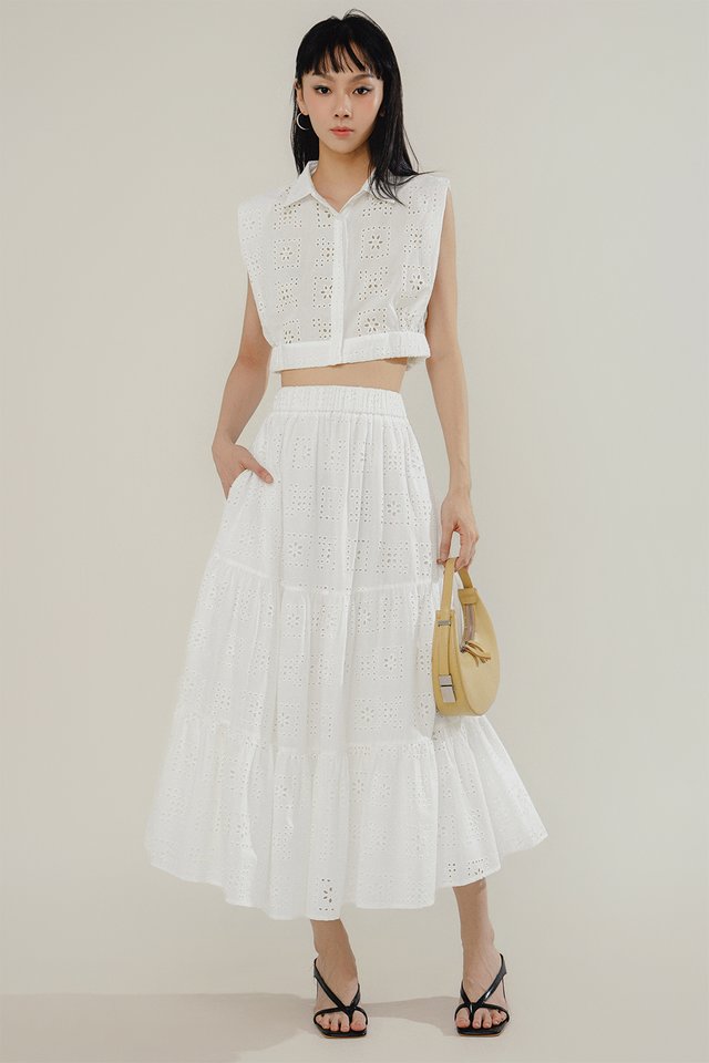 LEIA EMBROIDERY TIERED MAXI SKIRT IN WHITE
