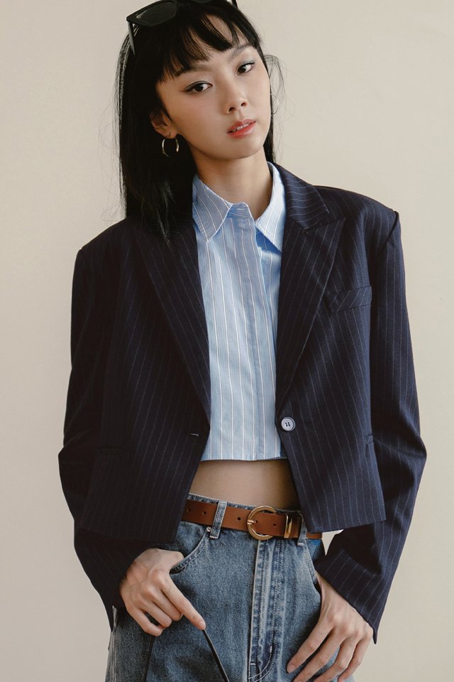 ANDRE PINSTRIPE BLAZER IN DARK NAVY