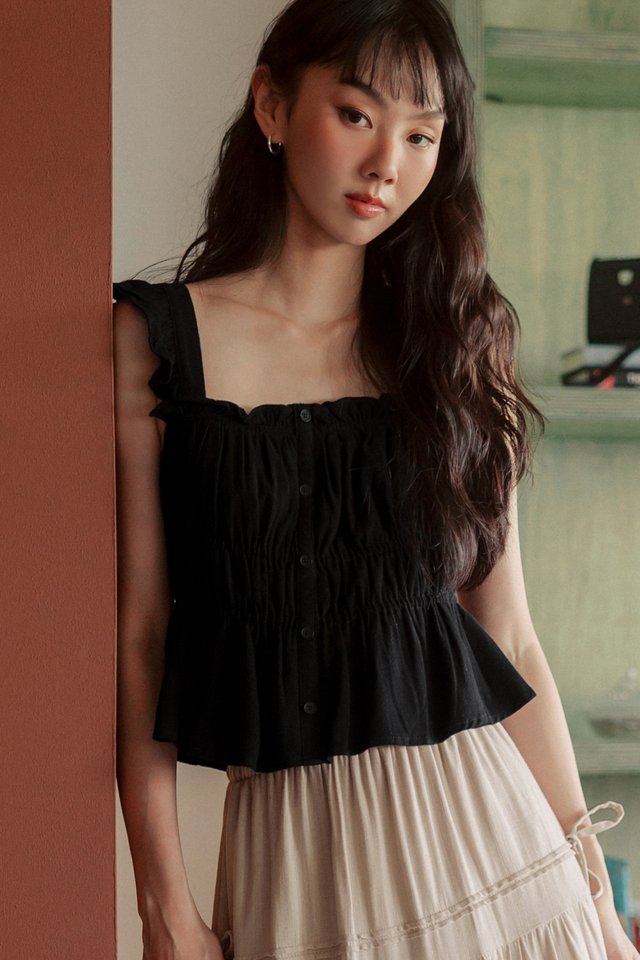 LARRA LINEN TOP IN BLACK