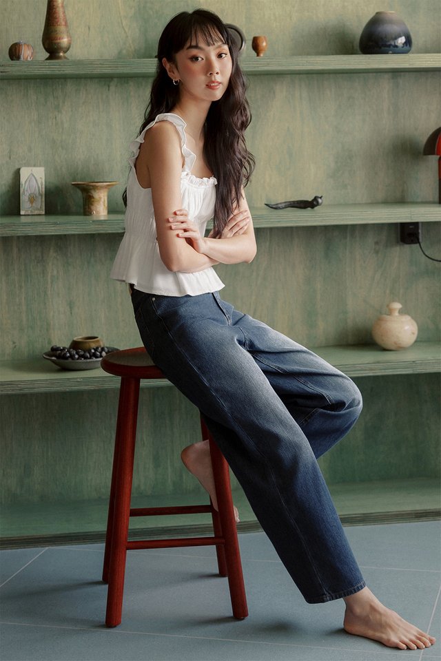 LARRA LINEN TOP IN WHITE