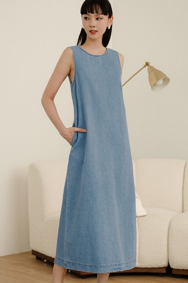ROWE DENIM MAXI IN LIGHT WASH