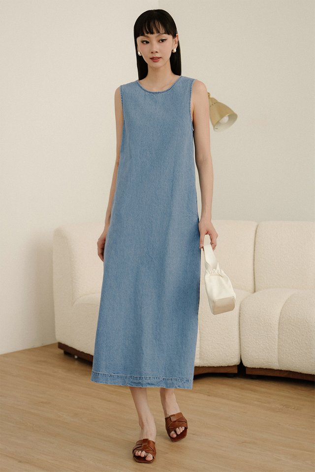 ROWE DENIM MAXI IN LIGHT WASH