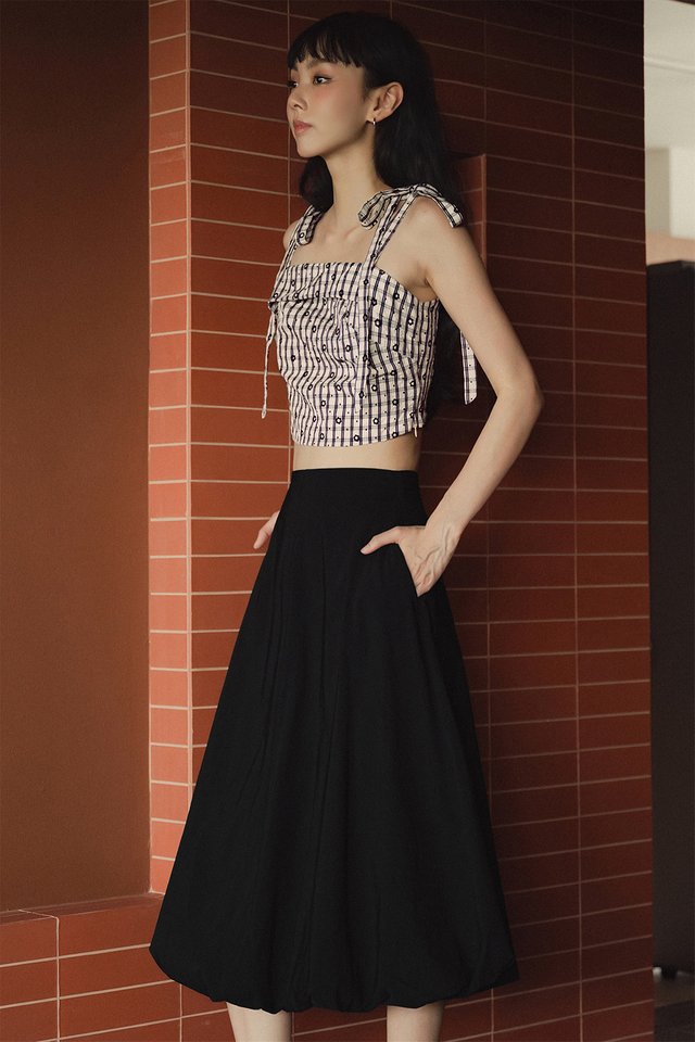 NYOMI BUBBLE MIDI IN BLACK