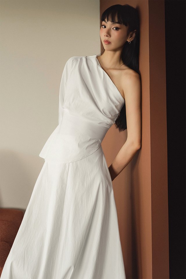 NYOMI TOGA TOP IN WHITE