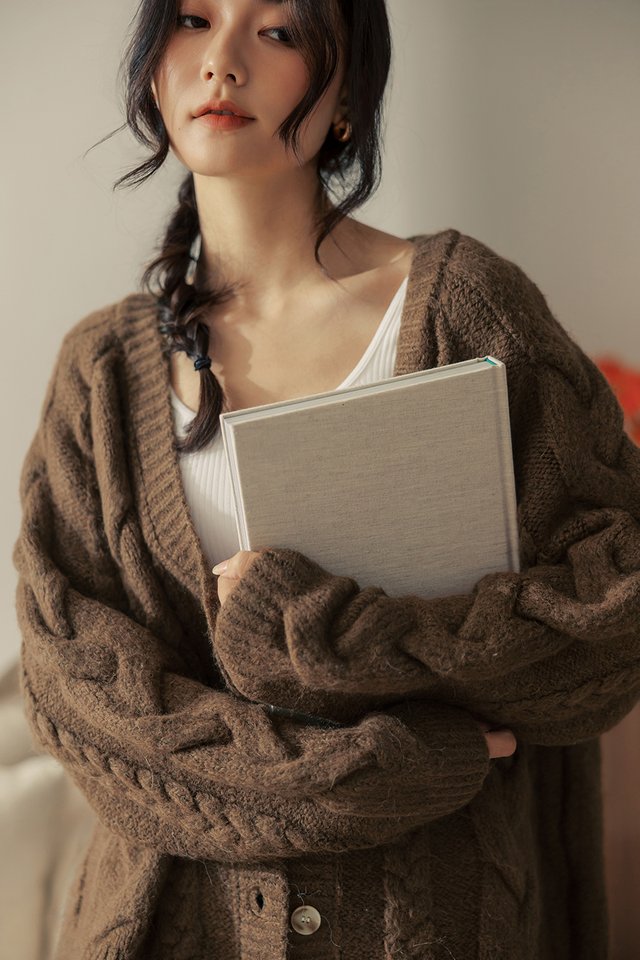BRODIE WOOL KNIT CARDIGAN IN COFFEE