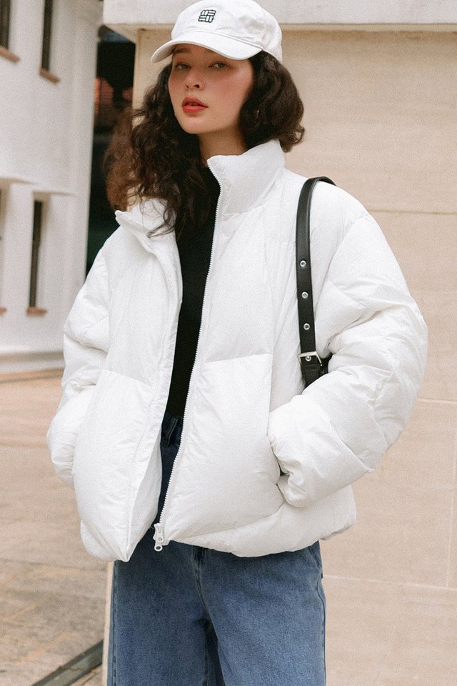 LEICA PUFFER DOWN JACKET IN WHITE