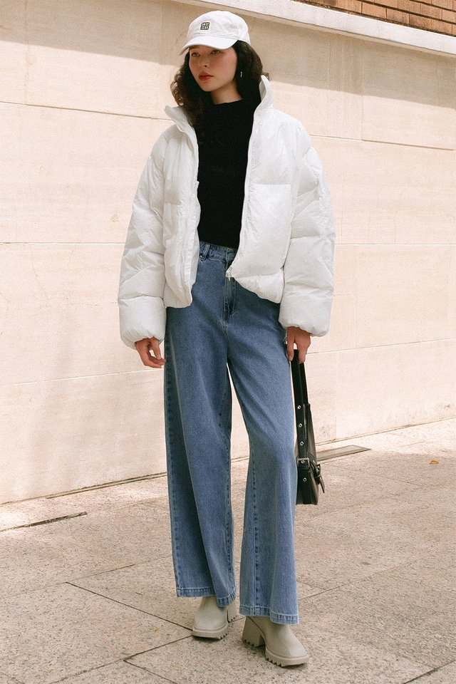 LEICA PUFFER DOWN JACKET IN WHITE