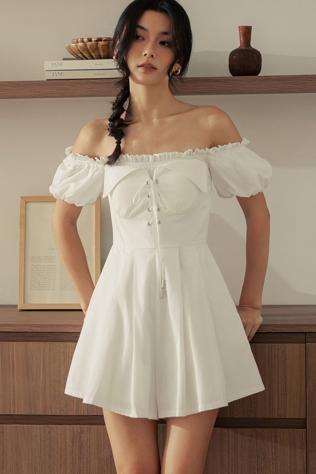 MICAH CORSET OFF SHOULDER PLAYSUIT IN WHITE