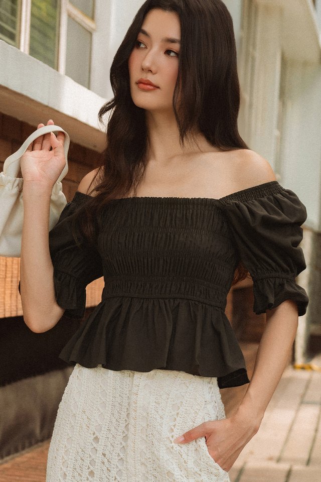 REYLENE BABYDOLL TOP IN OAK