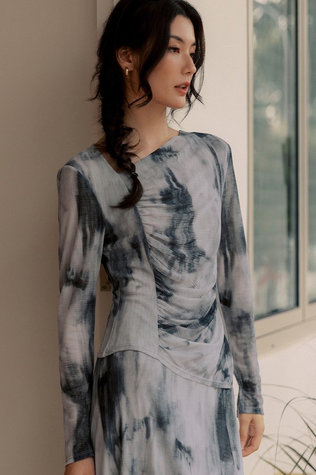 LOGAN TIE-DYE TULLE TOP IN GRAPHITE