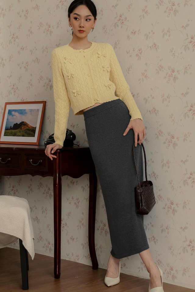 MAREN KNITTED MIDI SKIRT IN GRAPHITE