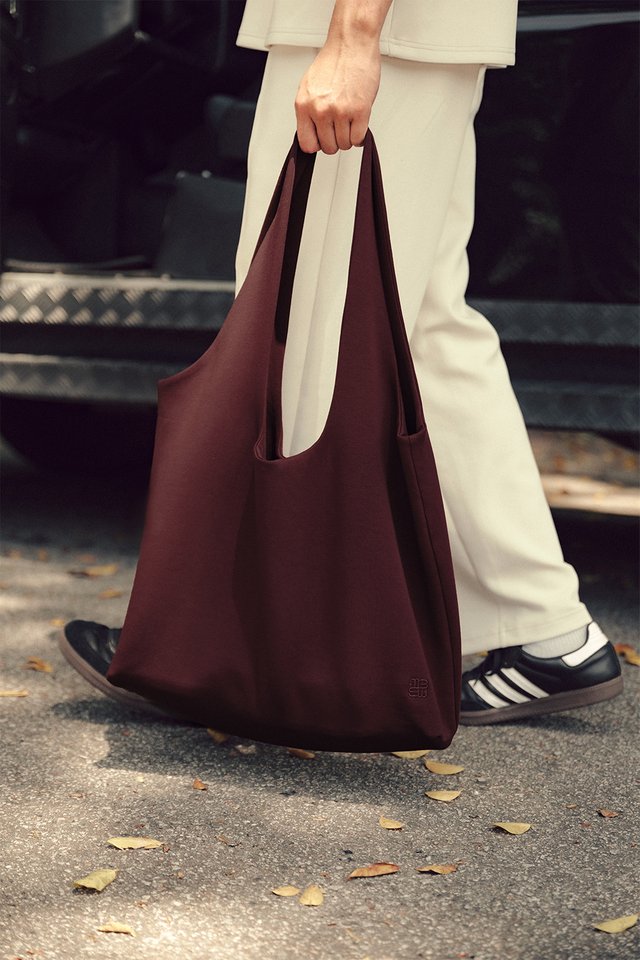 JORDAN HOBO TOTE IN BURGUNDY