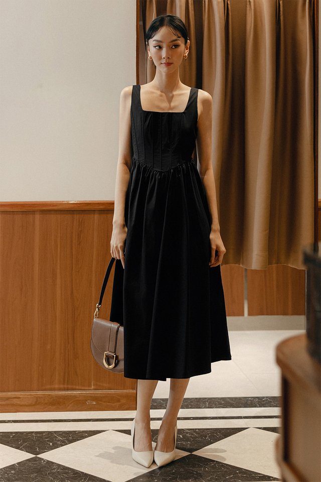 KYLEIGH CORSET MAXI IN BLACK