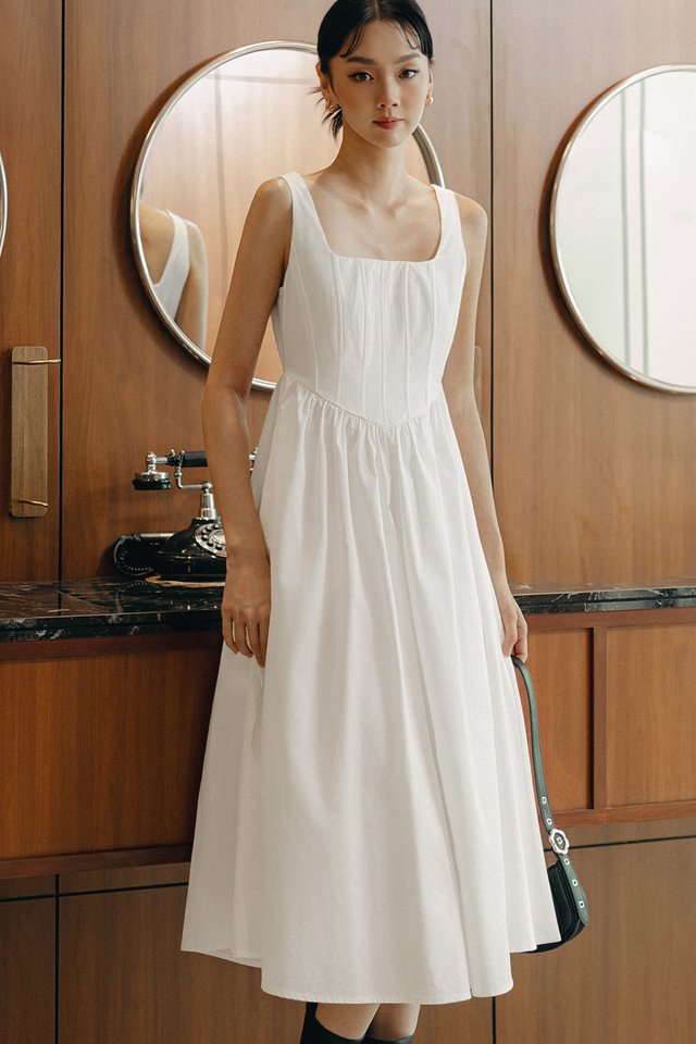 KYLEIGH CORSET MAXI IN WHITE