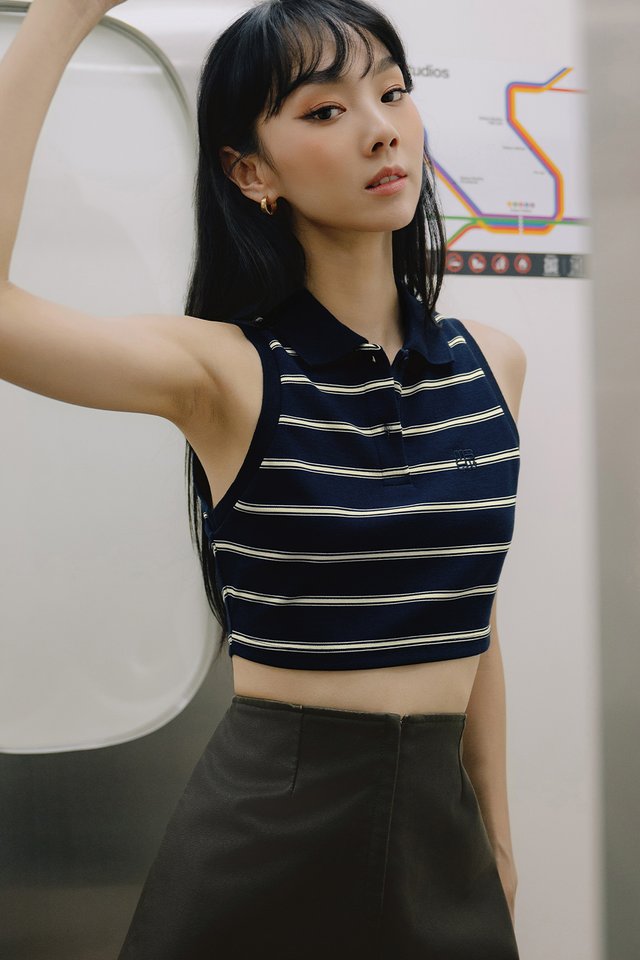 LYRE STRIPE CROP TOP IN NAVY